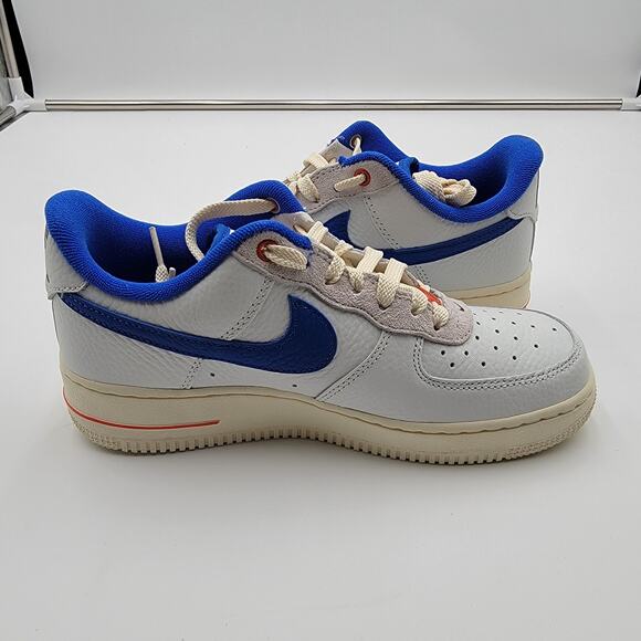 Nike Wmns Air Force 1 '07 LX 'Command Force' Sz 7.5 DR0148-100 (94) - Picture 3 of 8